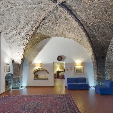 Lo Spedalicchio Hotel 3*